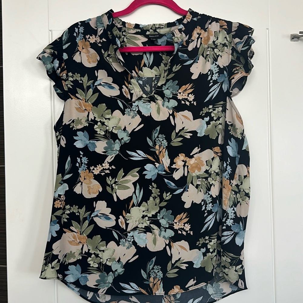 RW&Co Ruffle Cap Sleeve Blouse XL